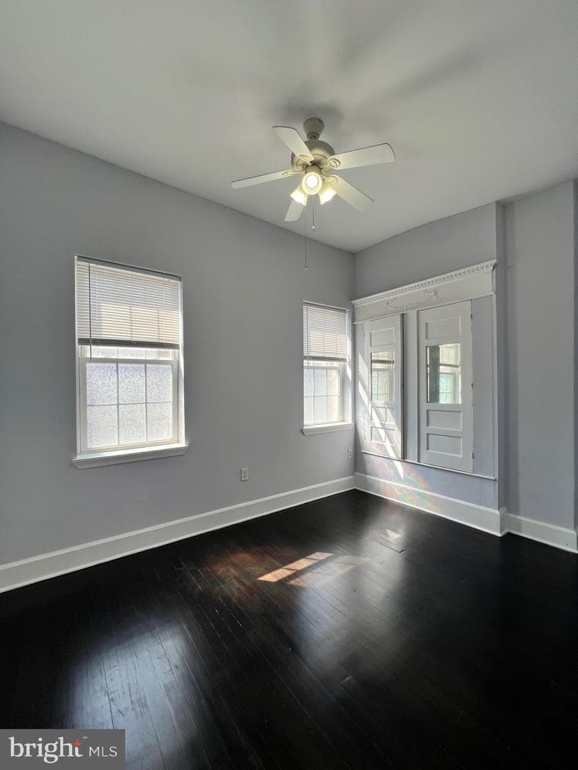2509 E Oakdale Street photo 25