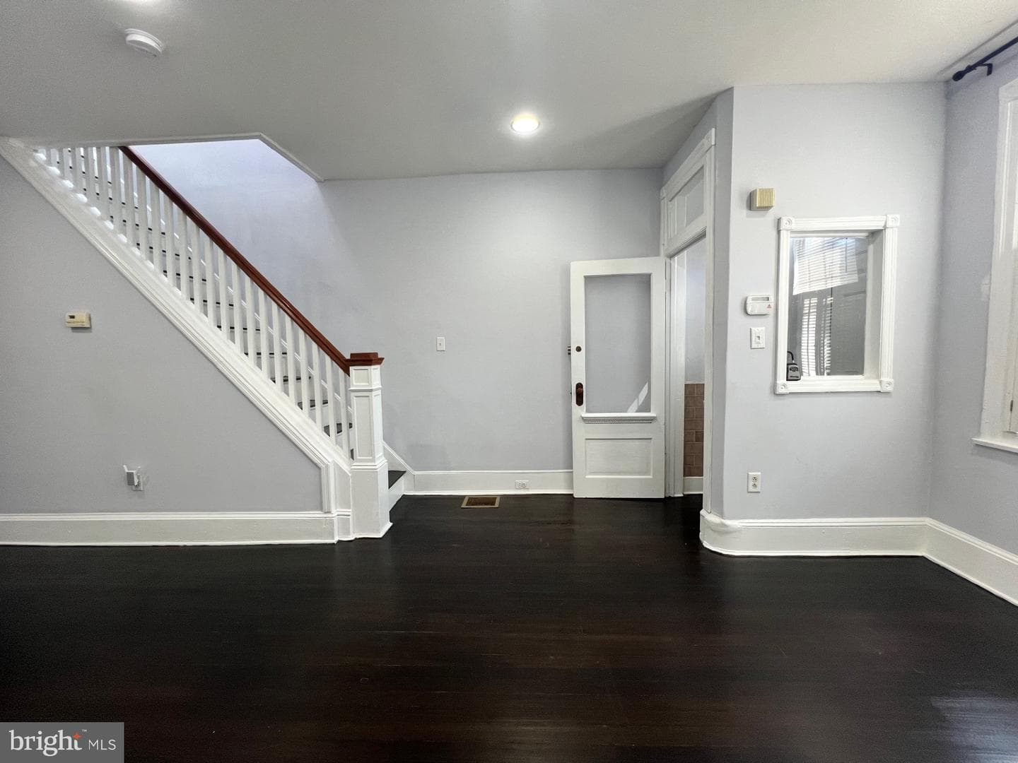 2509 E Oakdale Street photo 5
