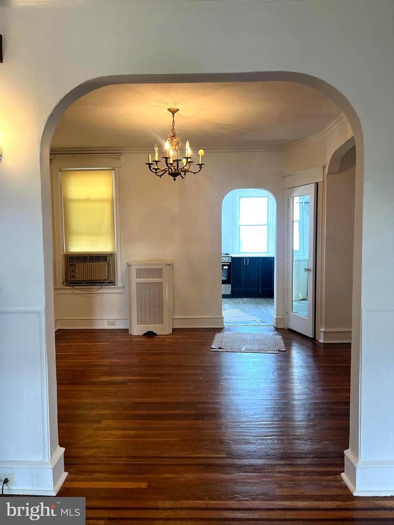 432 Roselyn Street photo 3