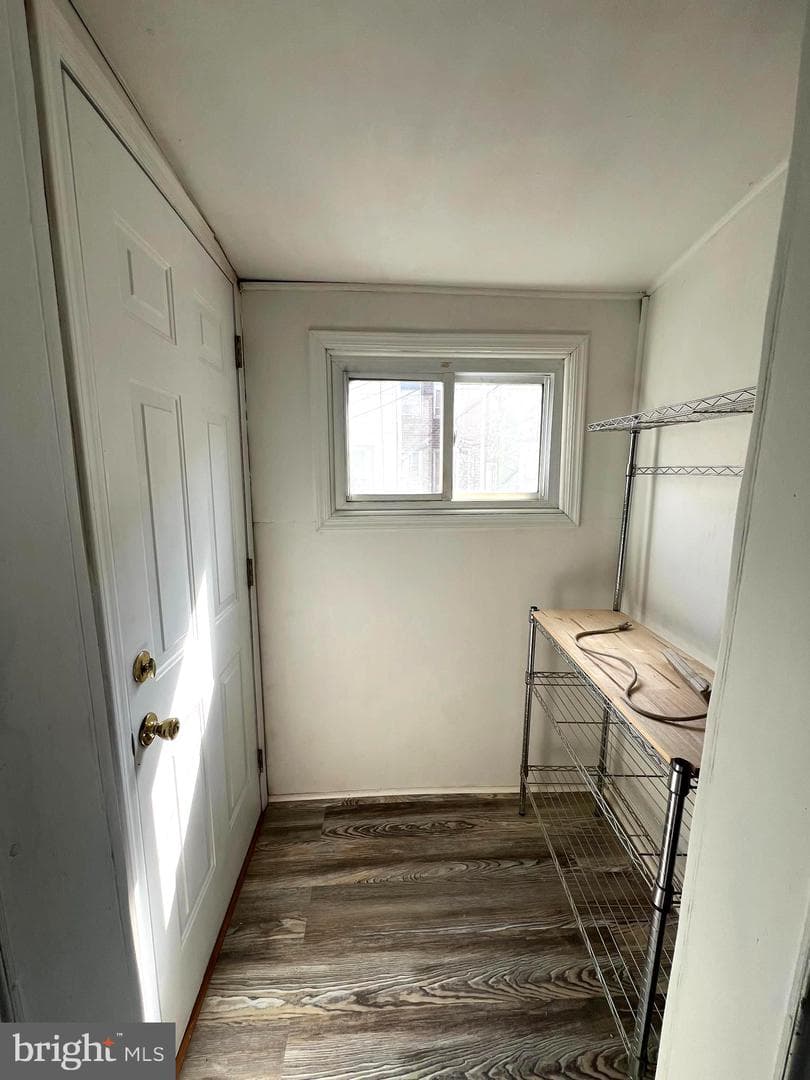 432 Roselyn Street photo 7