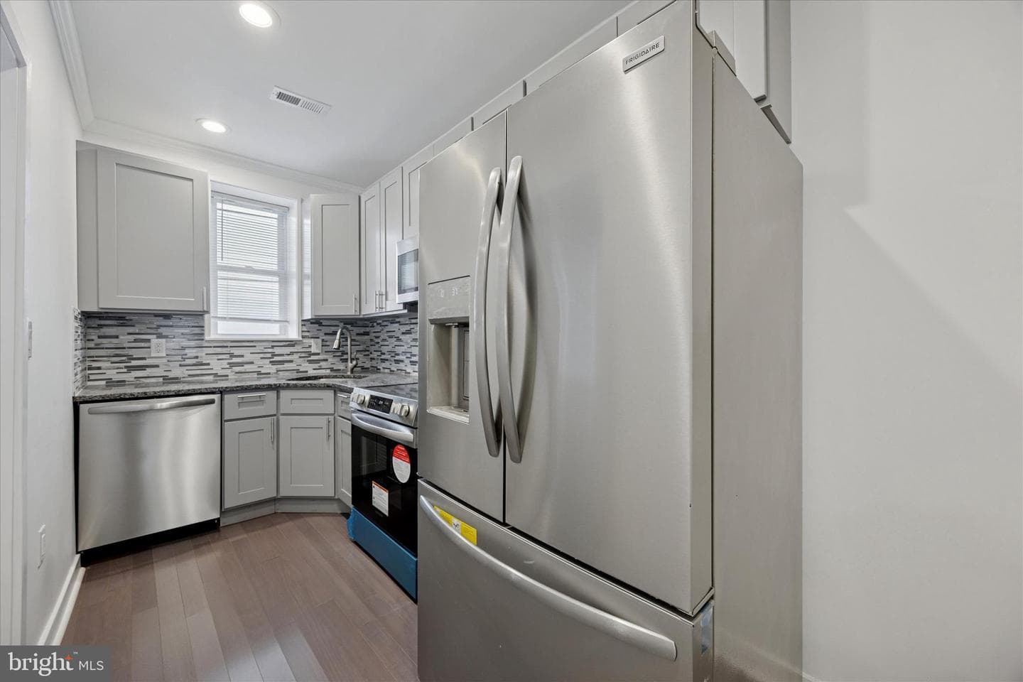 1406 S 28th Street photo 10