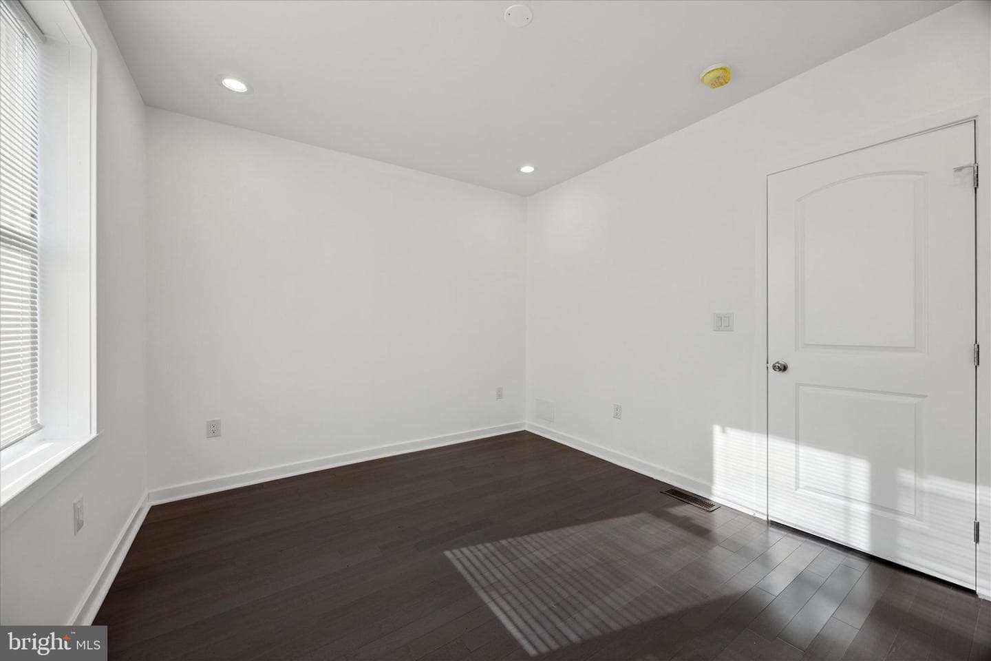 1406 S 28th Street photo 16