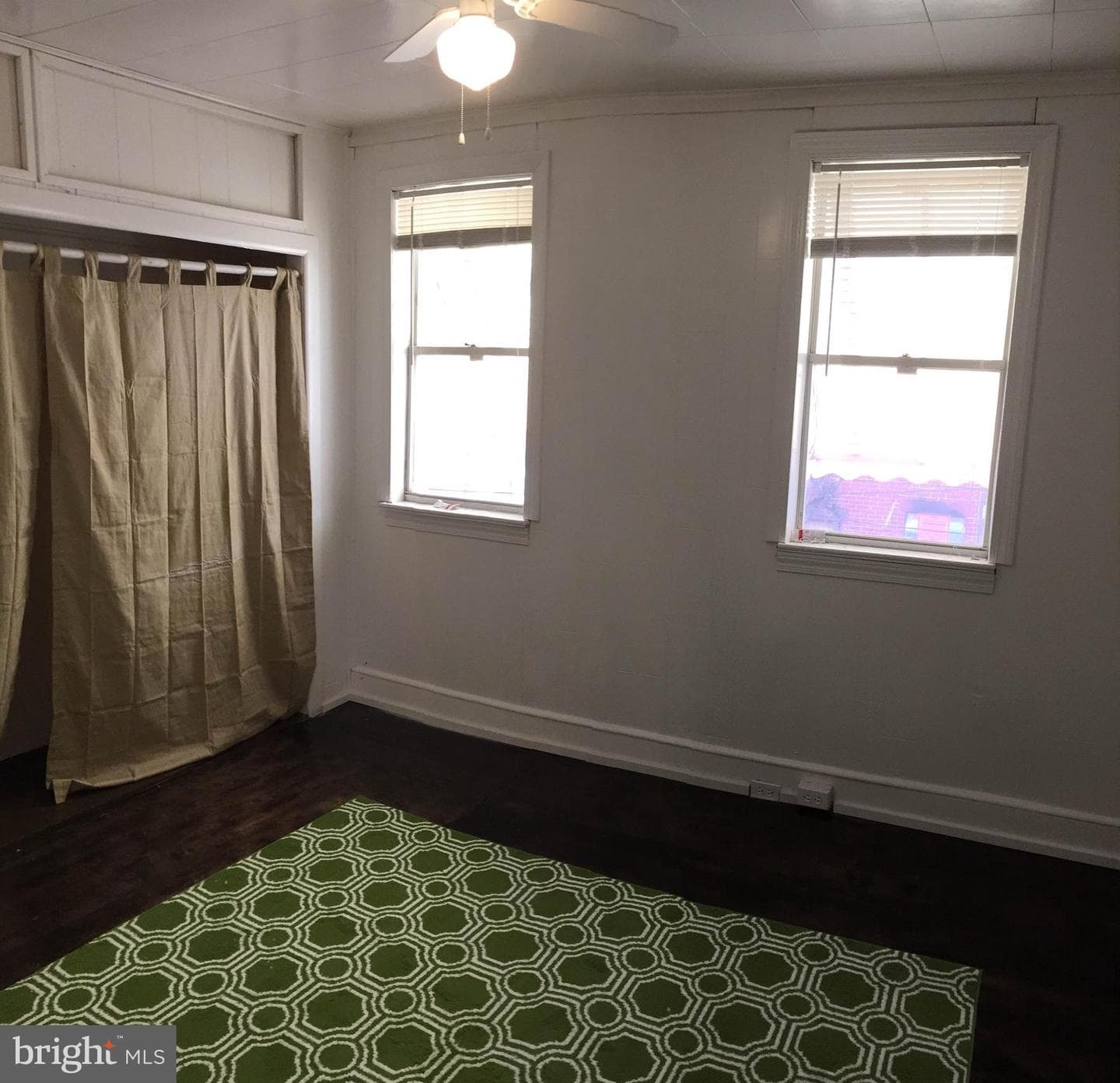 2119 Sigel Street photo 3