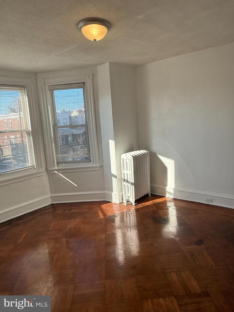 5426 Whitby Avenue photo 43