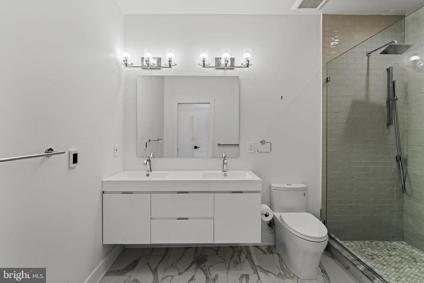 2204 League Street photo 45