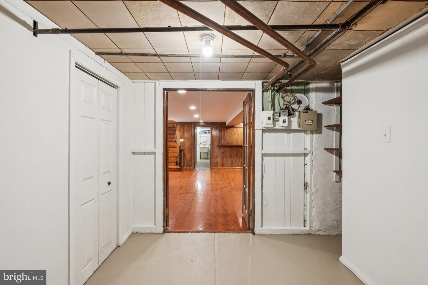 425 E Durham Street photo 36