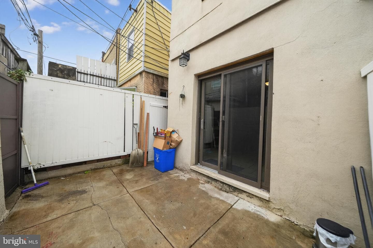 905 Daly Street photo 17