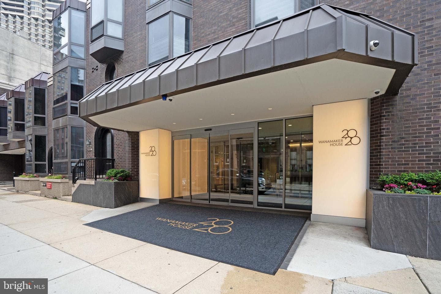 2020 Walnut Street #8k photo 18