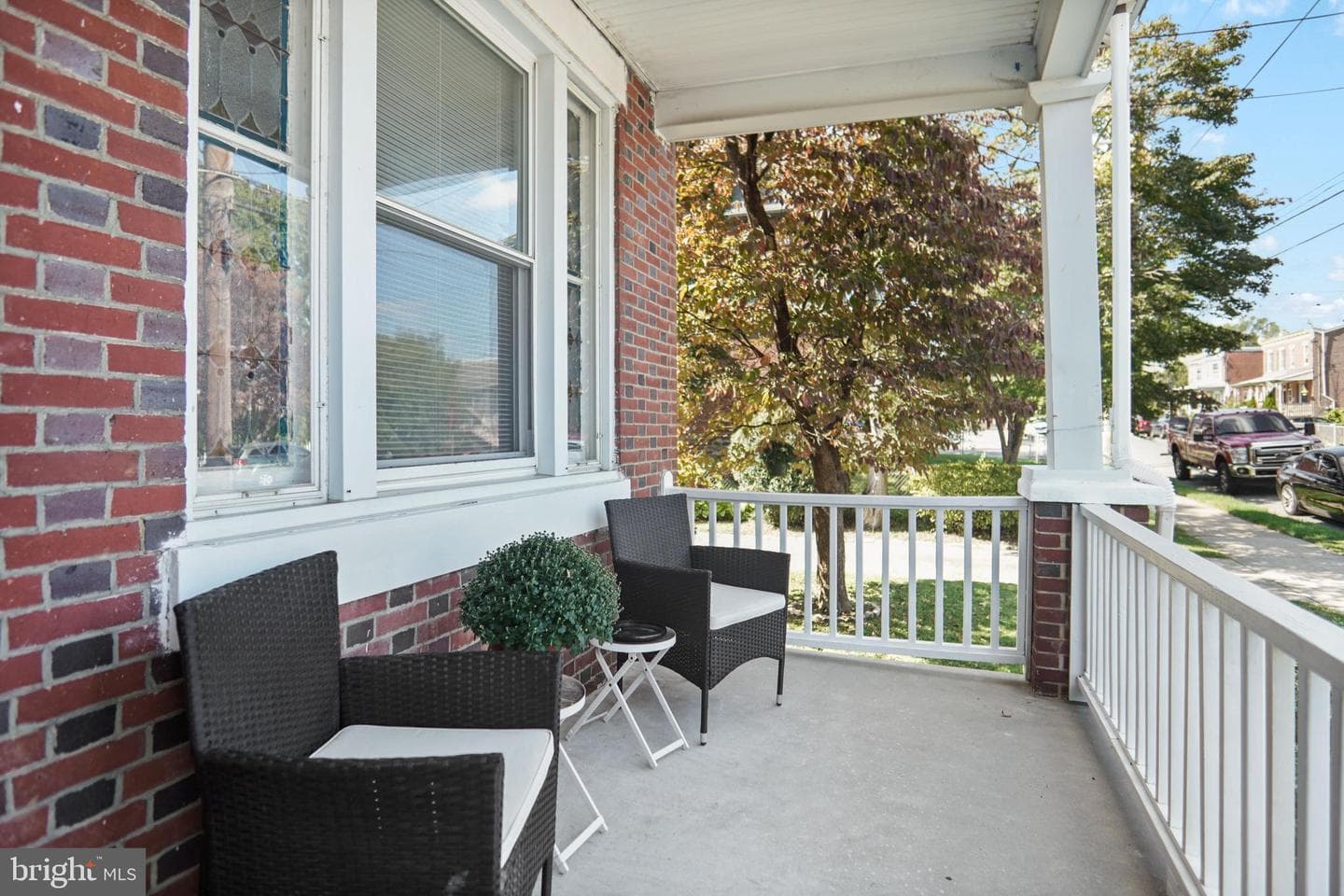606 Solly Avenue photo 3