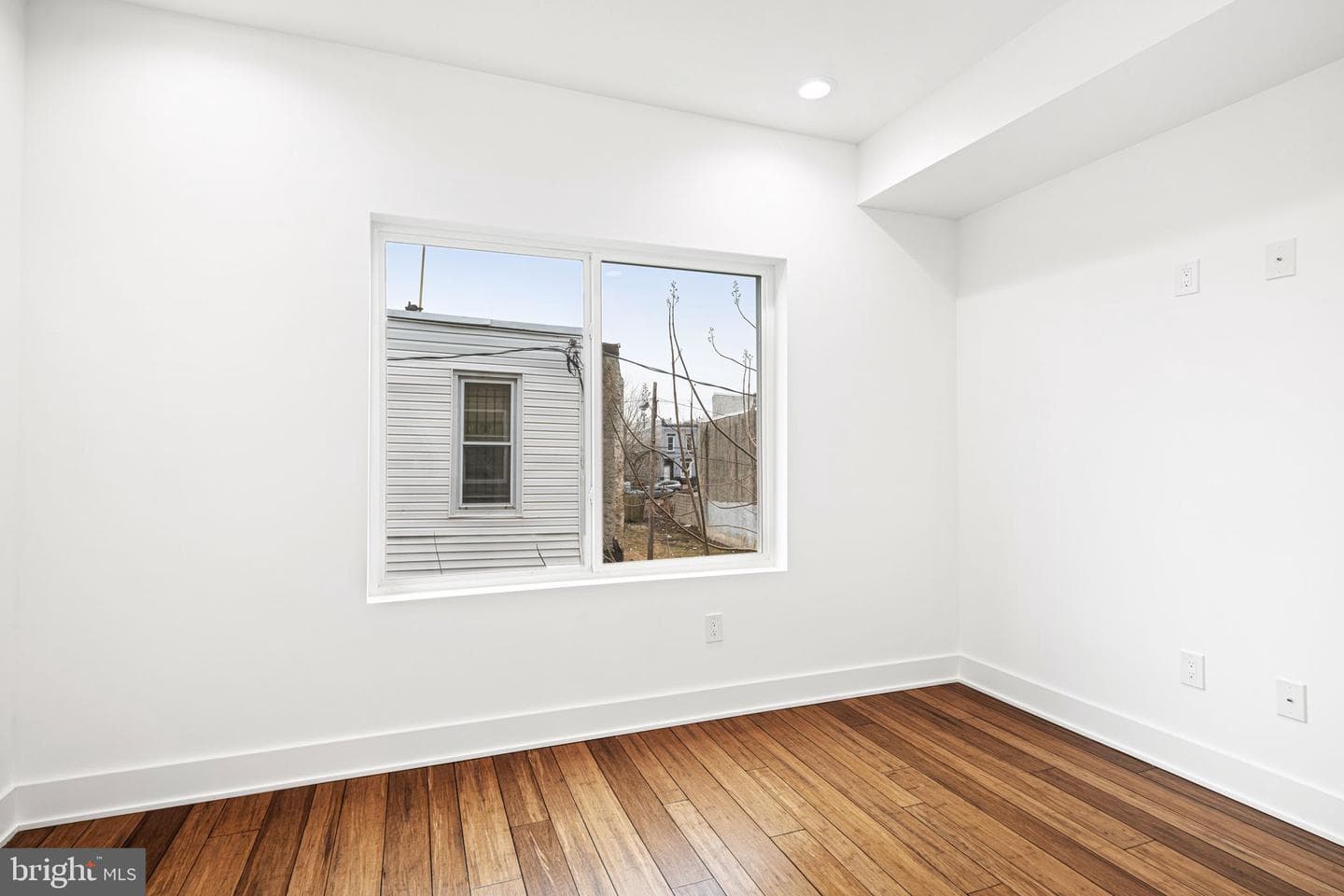 3084 Weikel Street photo 15