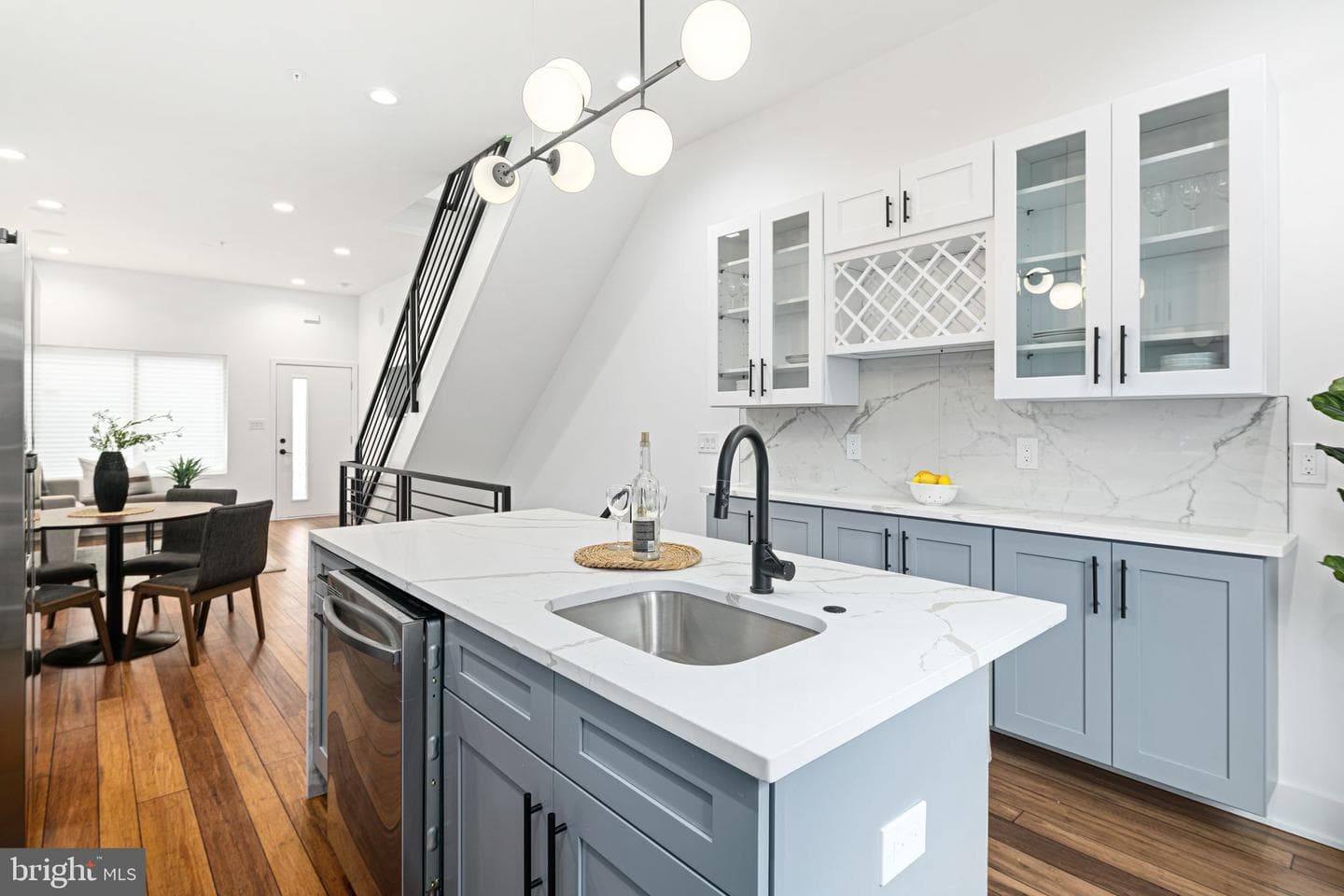 3084 Weikel Street photo 9