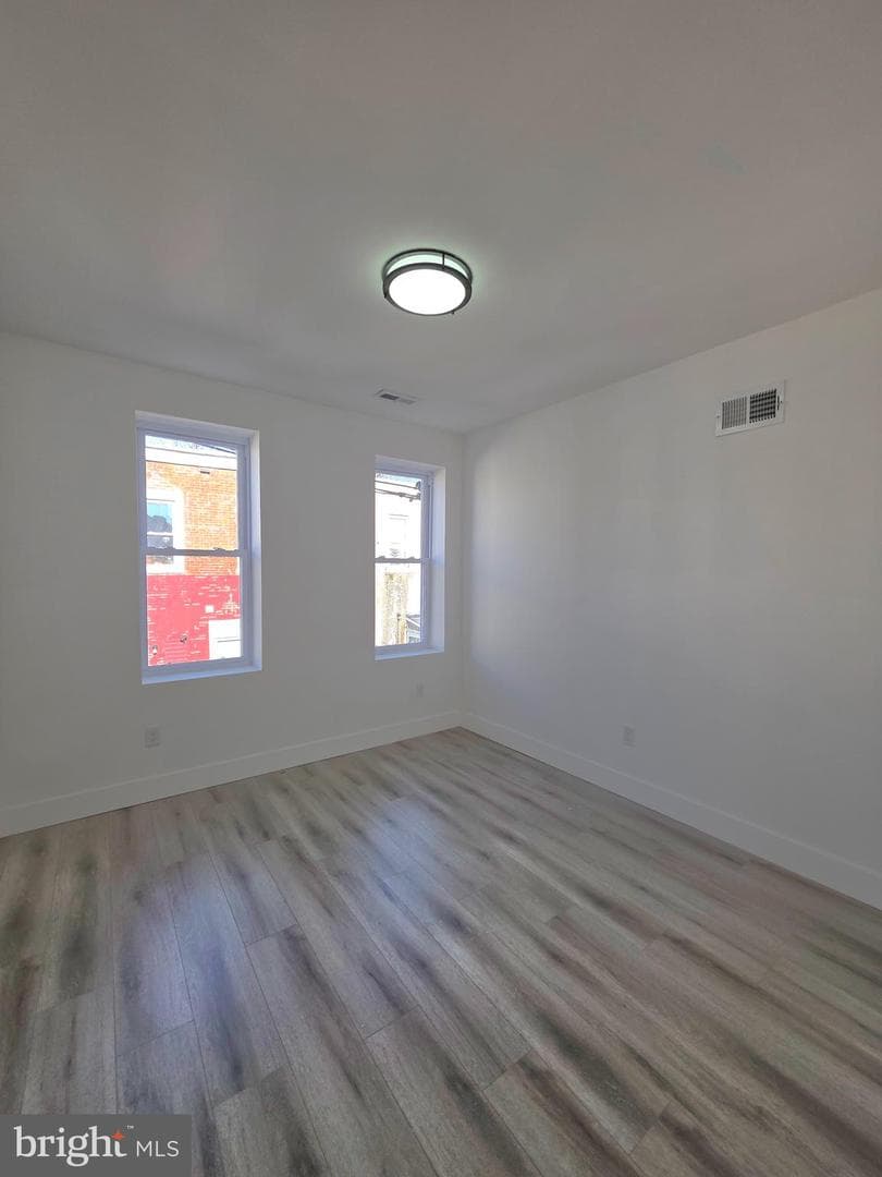 5349 Delancey Street photo 25
