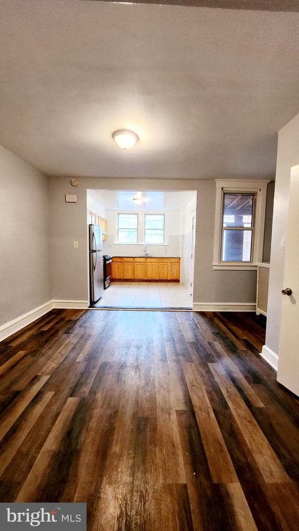 972 Bridge Street photo 6