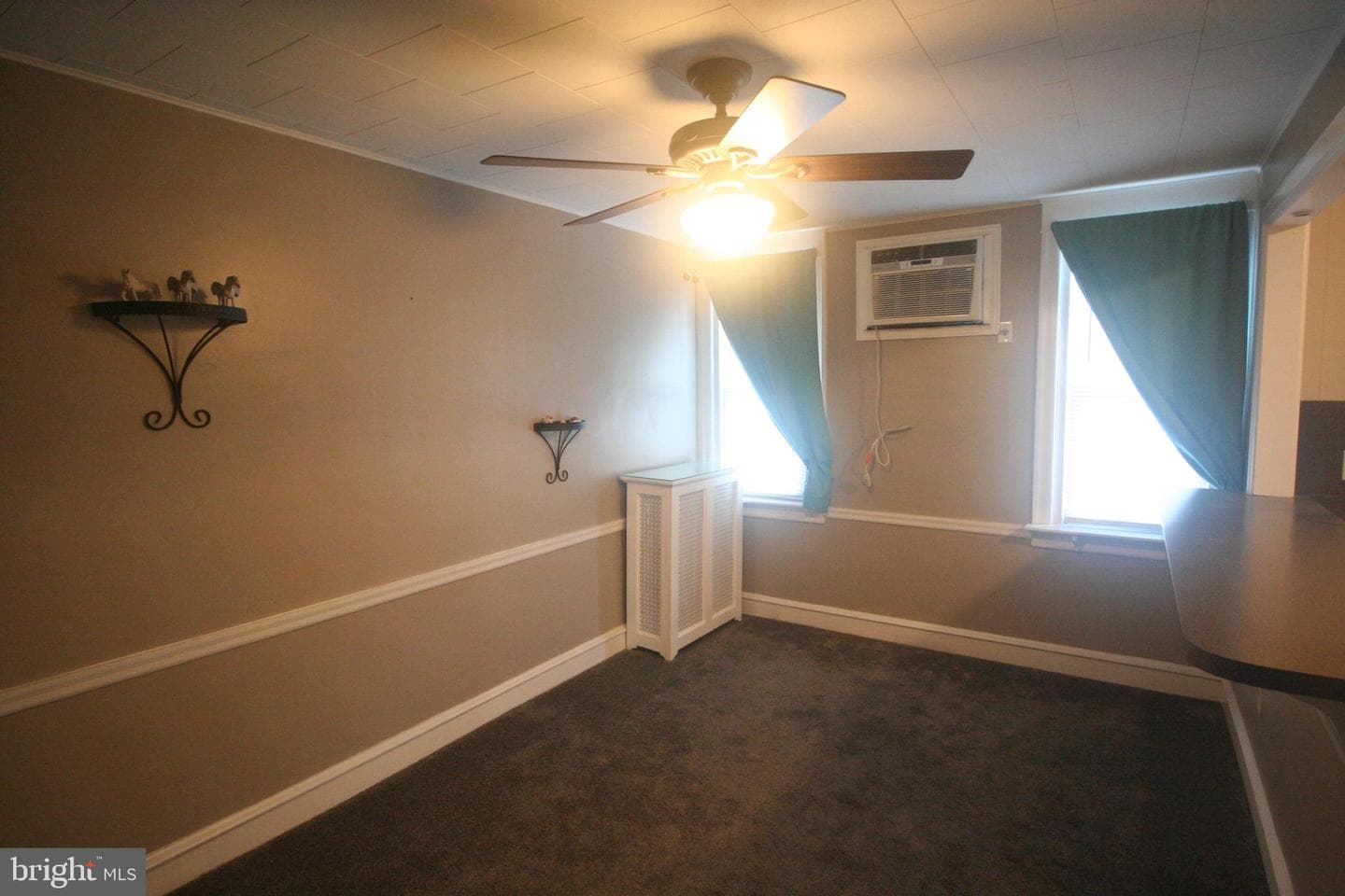 4016 Vista Street photo 2