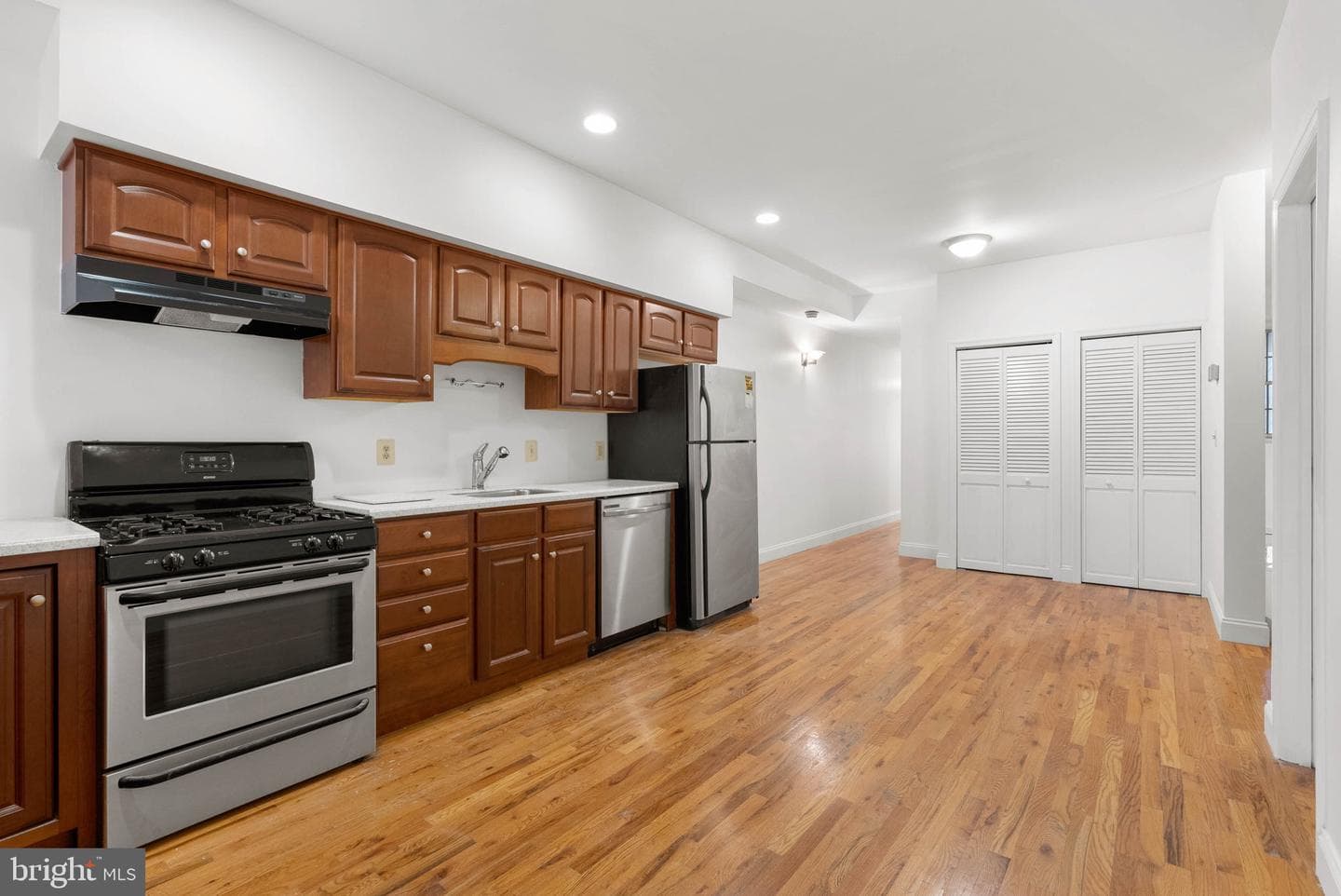 814 South Street #2 photo 5