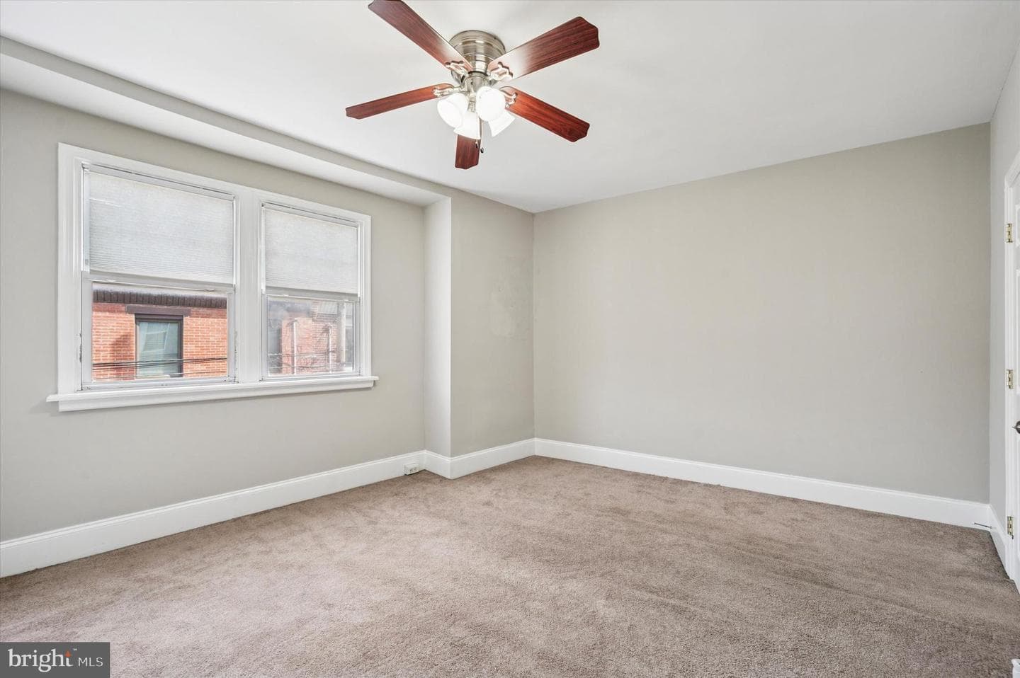 414 Sigel Street photo 21