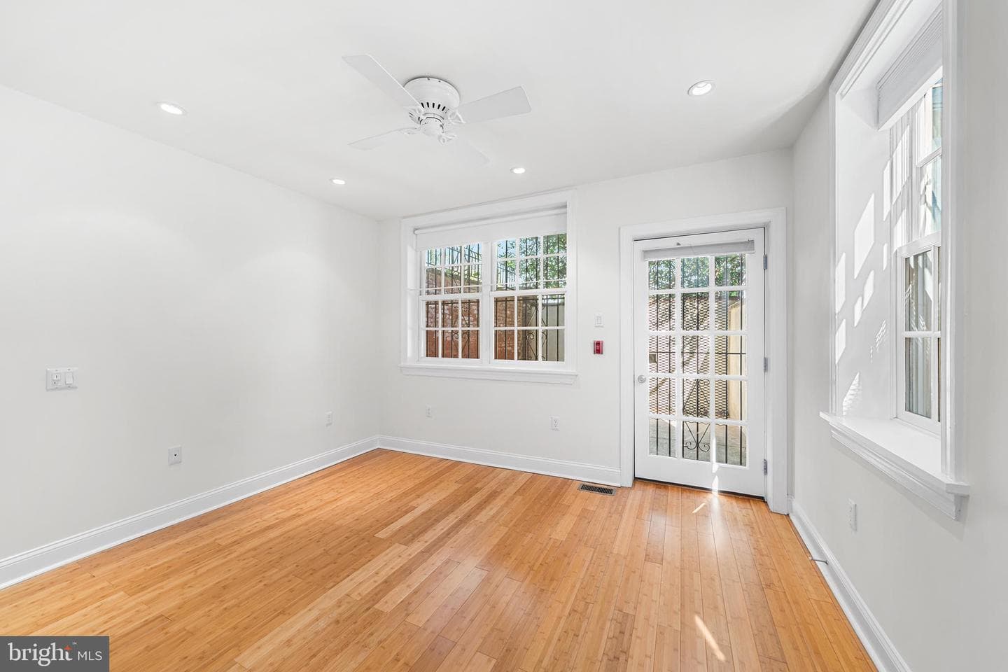 1205 Spruce Street #2 photo 23