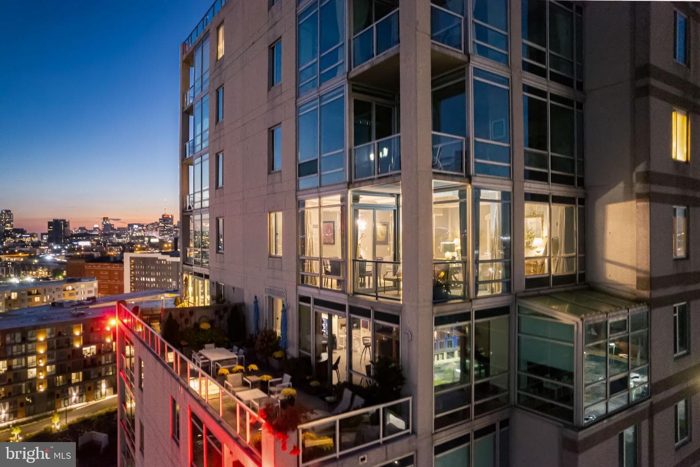 901 N Penn Street #p1501 photo 62