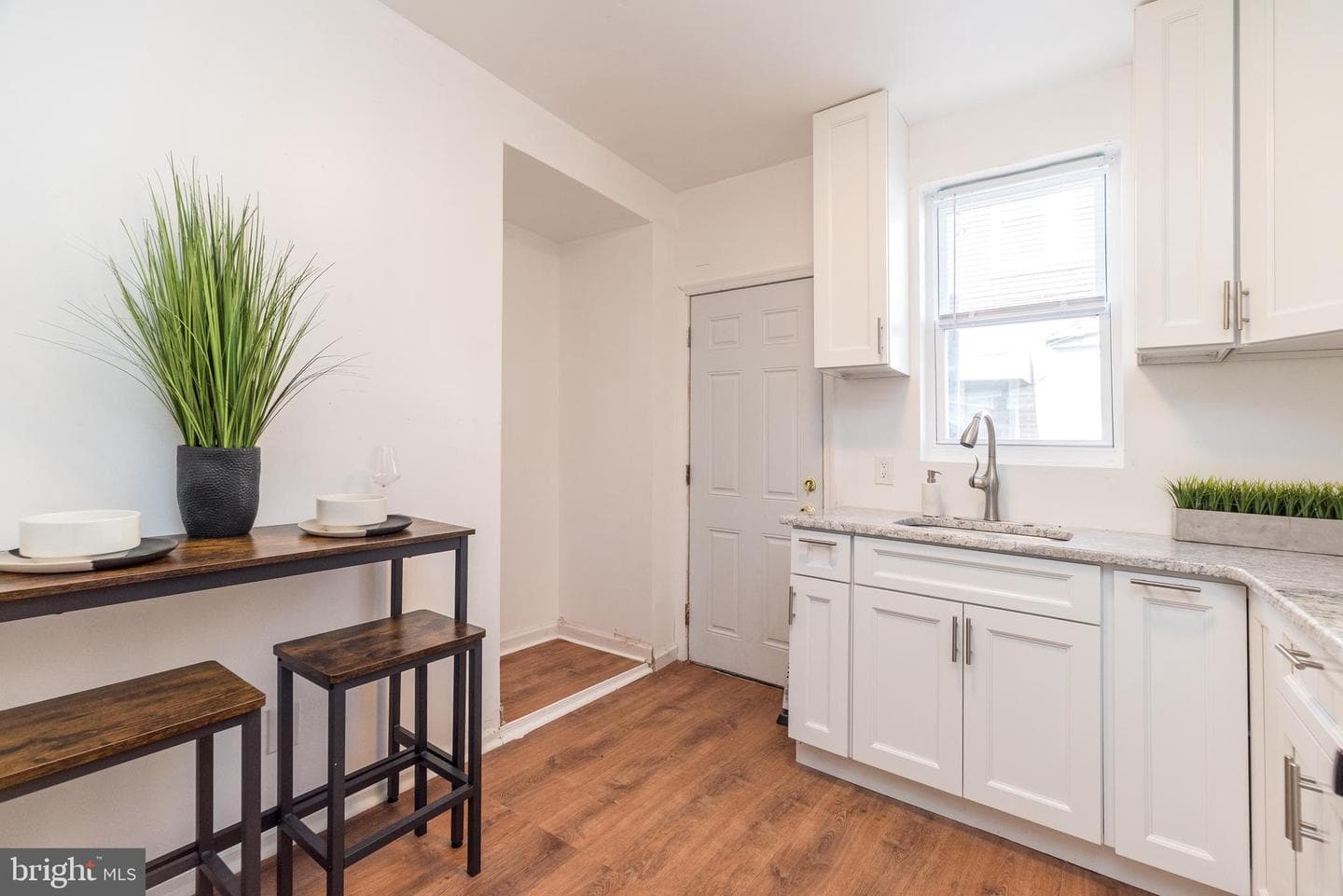 217 Furley Street photo 10