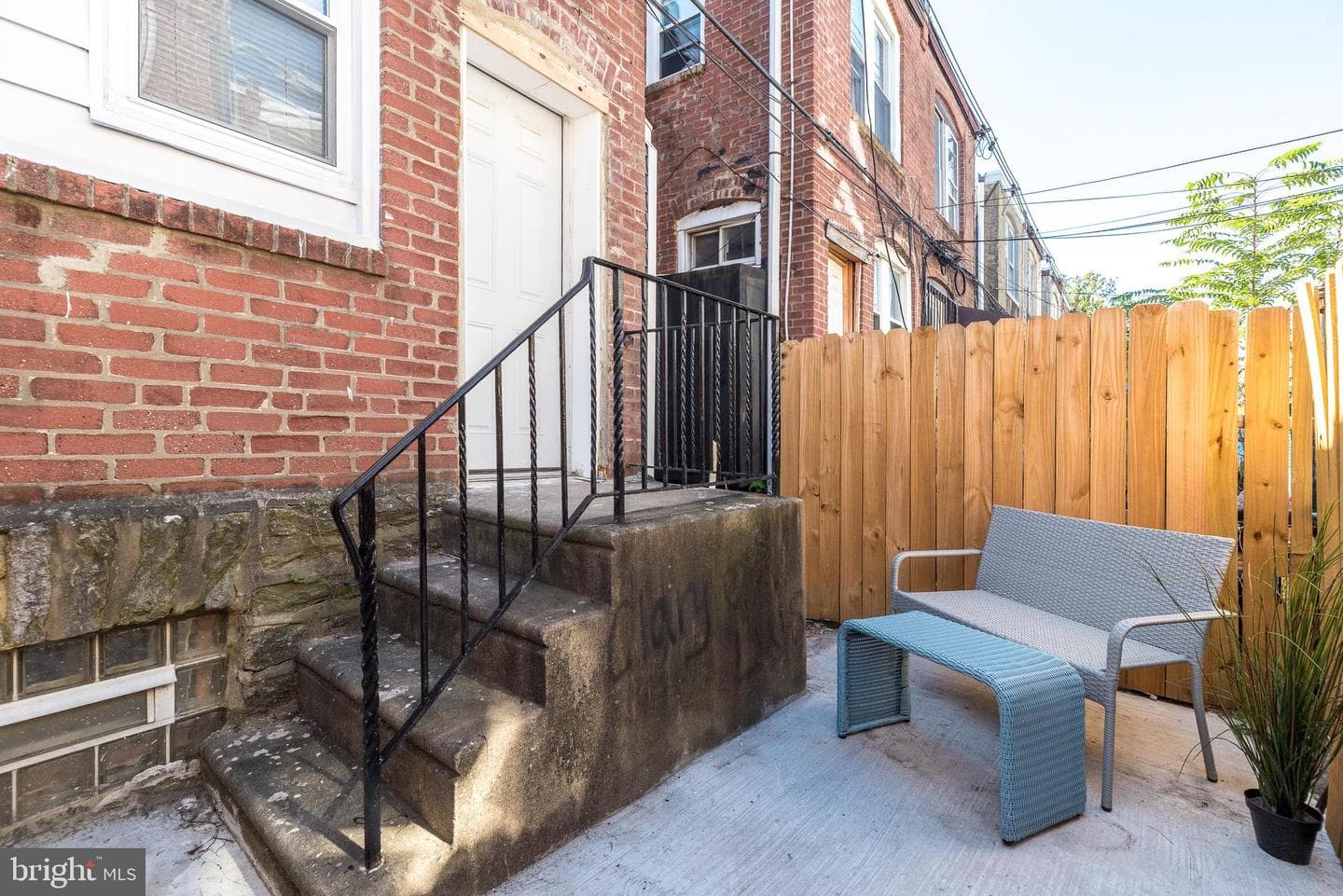 217 Furley Street photo 31