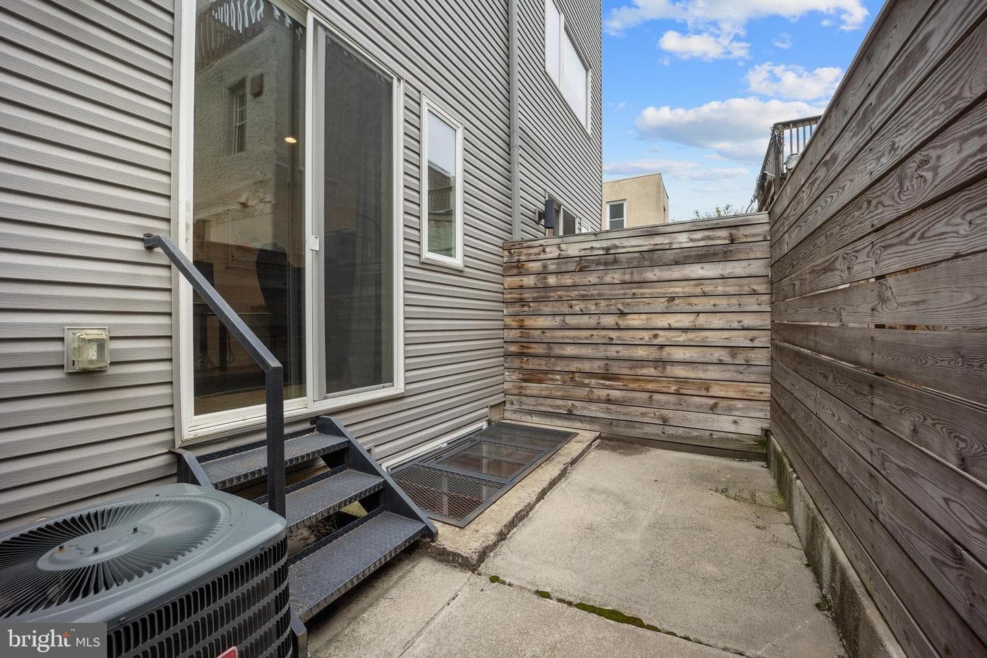 1925 N Palethorp Street photo 13