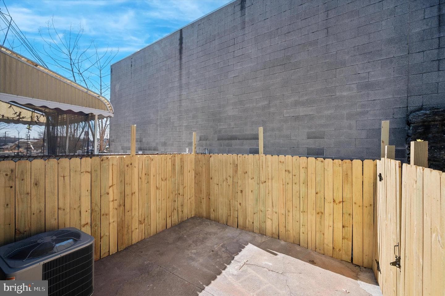 1440 S Paxon Street photo 29