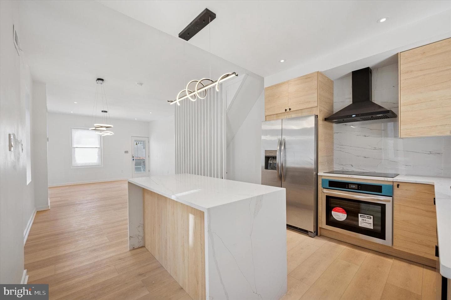 1440 S Paxon Street photo 8