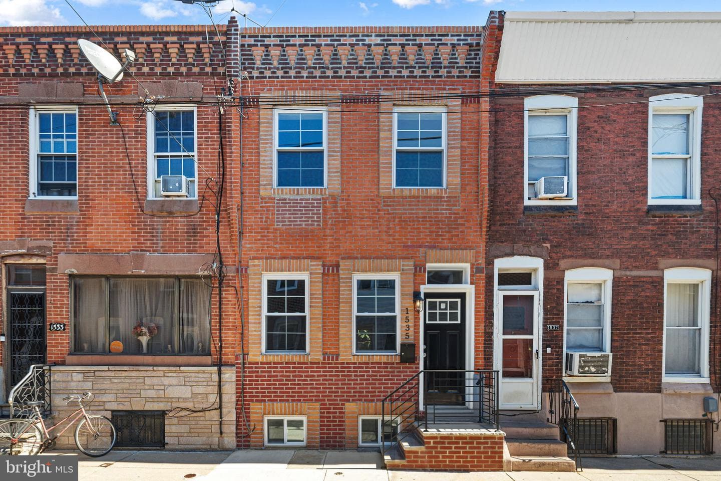 1535 S Mole Street photo 1