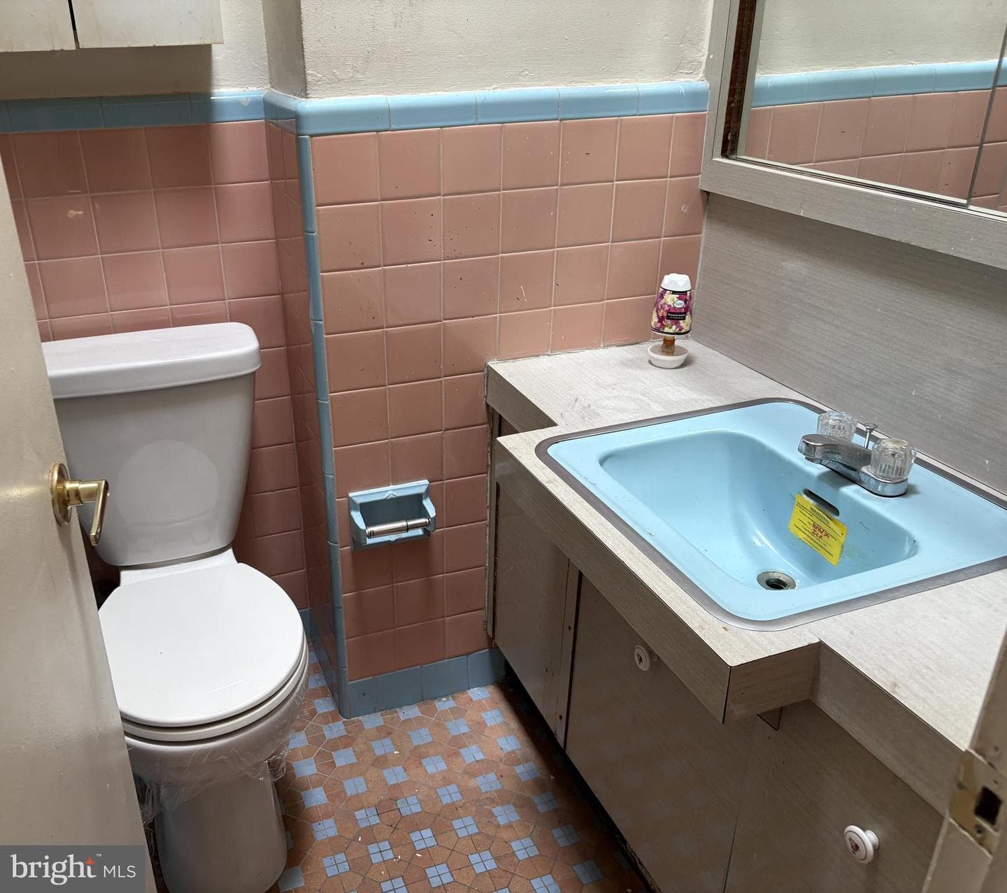 147 E Fariston Drive photo 31