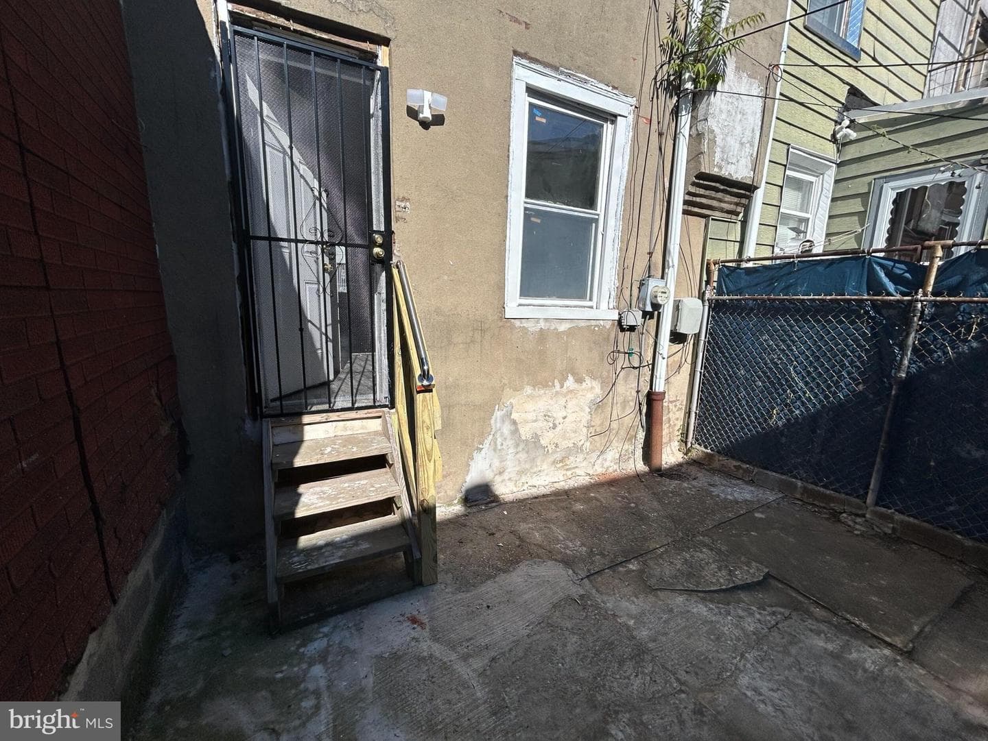 3325 N Hancock Street photo 14