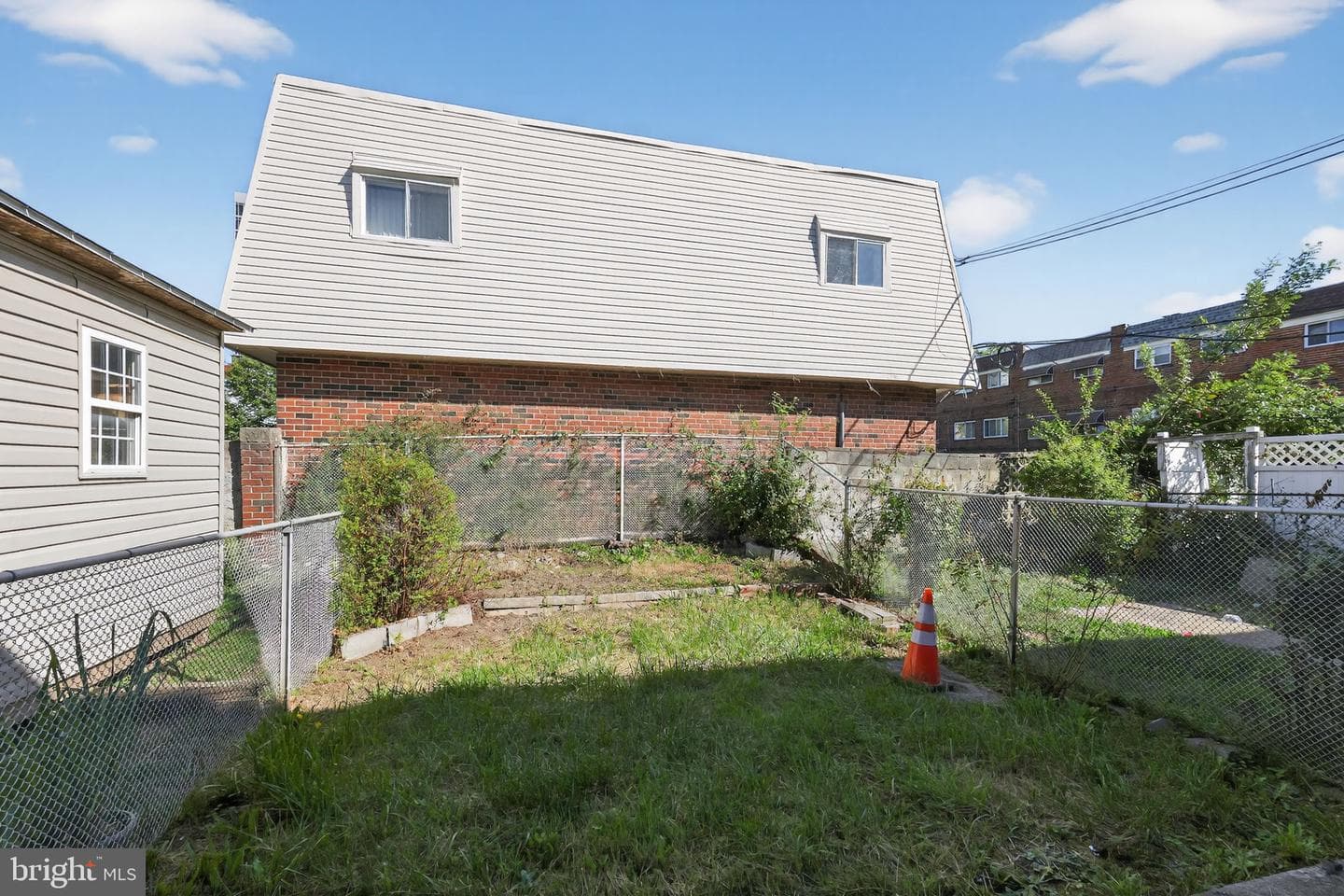 1029 W Oxford Street photo 28