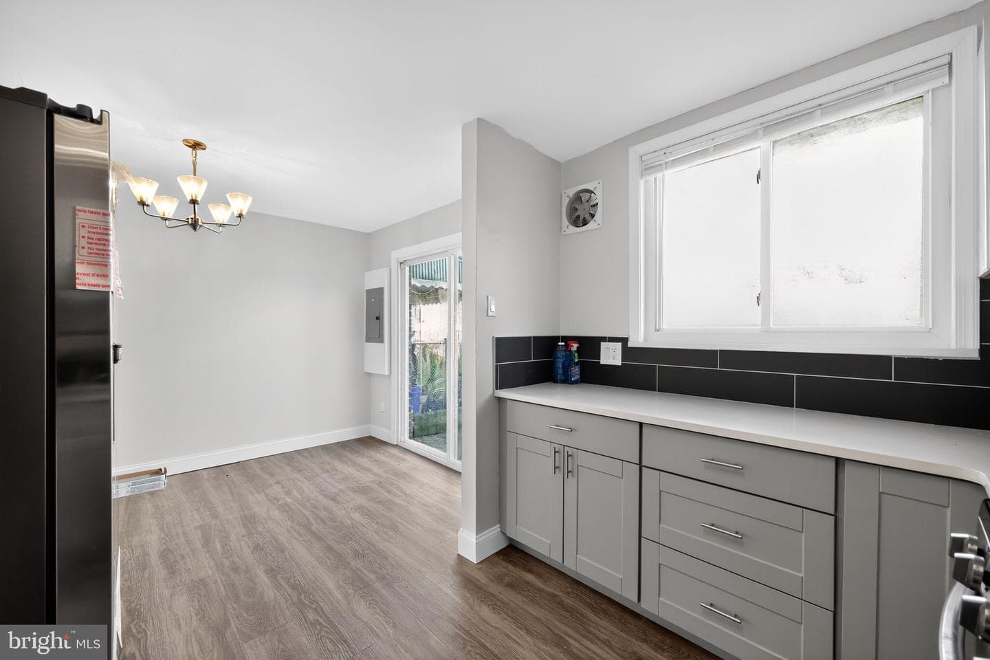 1029 W Oxford Street photo 7