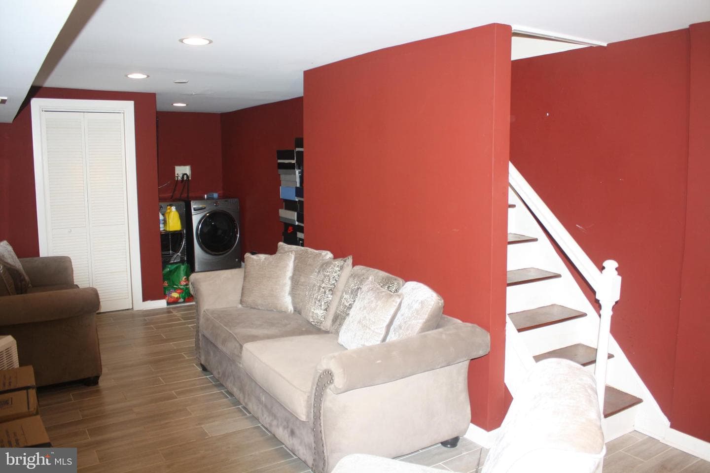 1661 N Robinson Street photo 19
