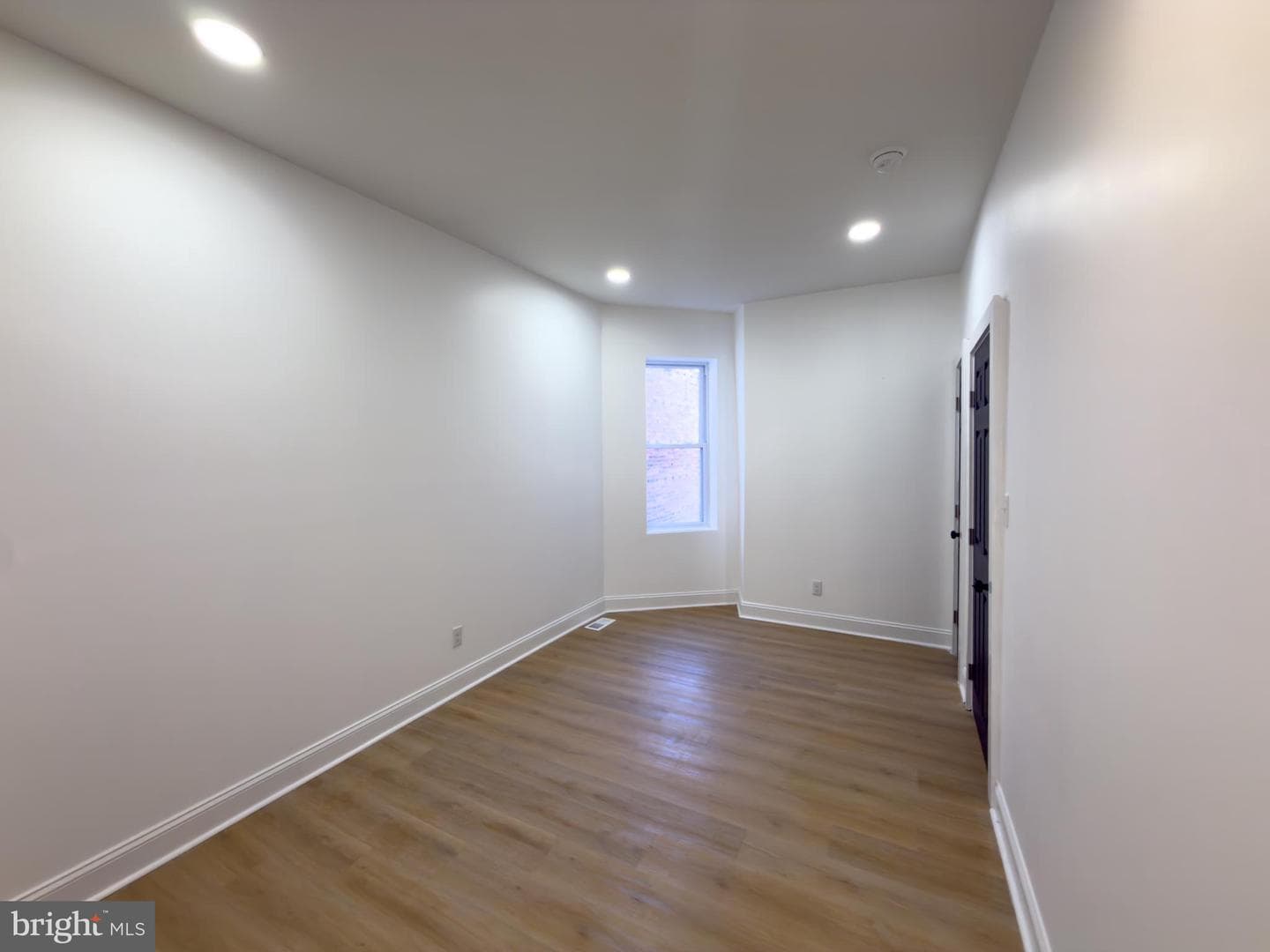 5237 Greenway Avenue photo 23
