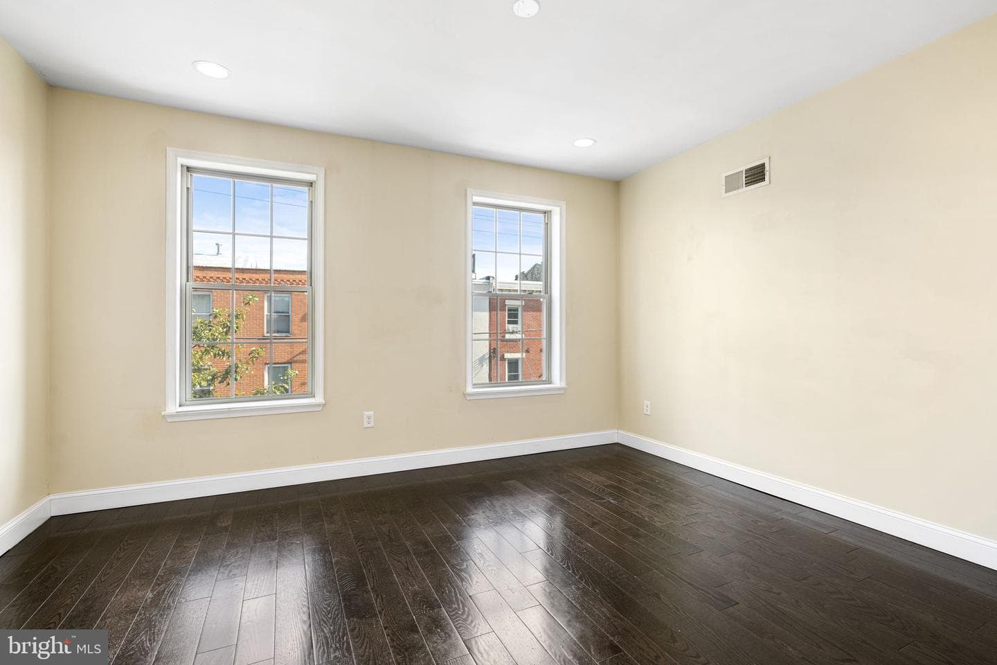 1344 E Passyunk Avenue photo 26