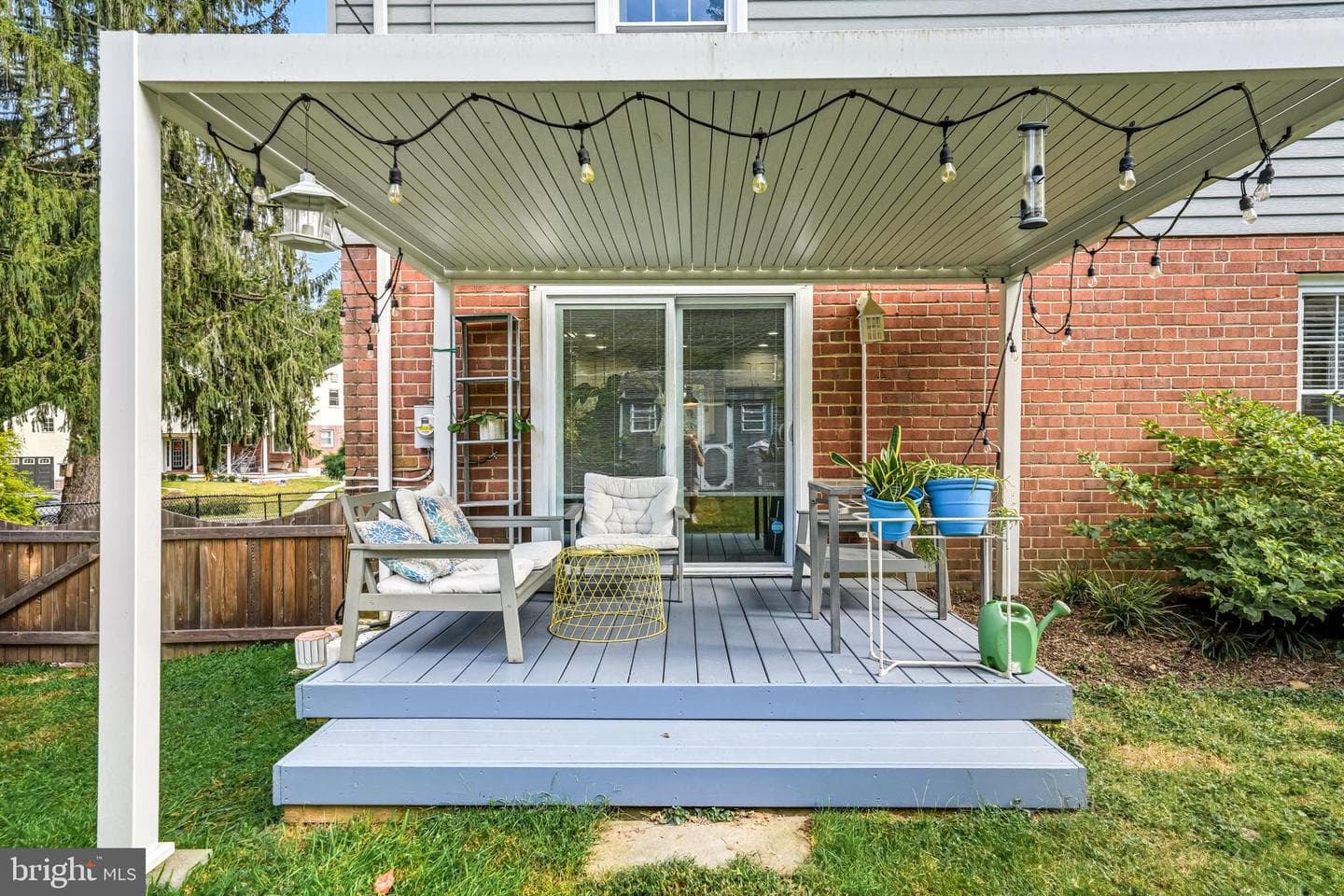 909 Glenroy Road photo 14