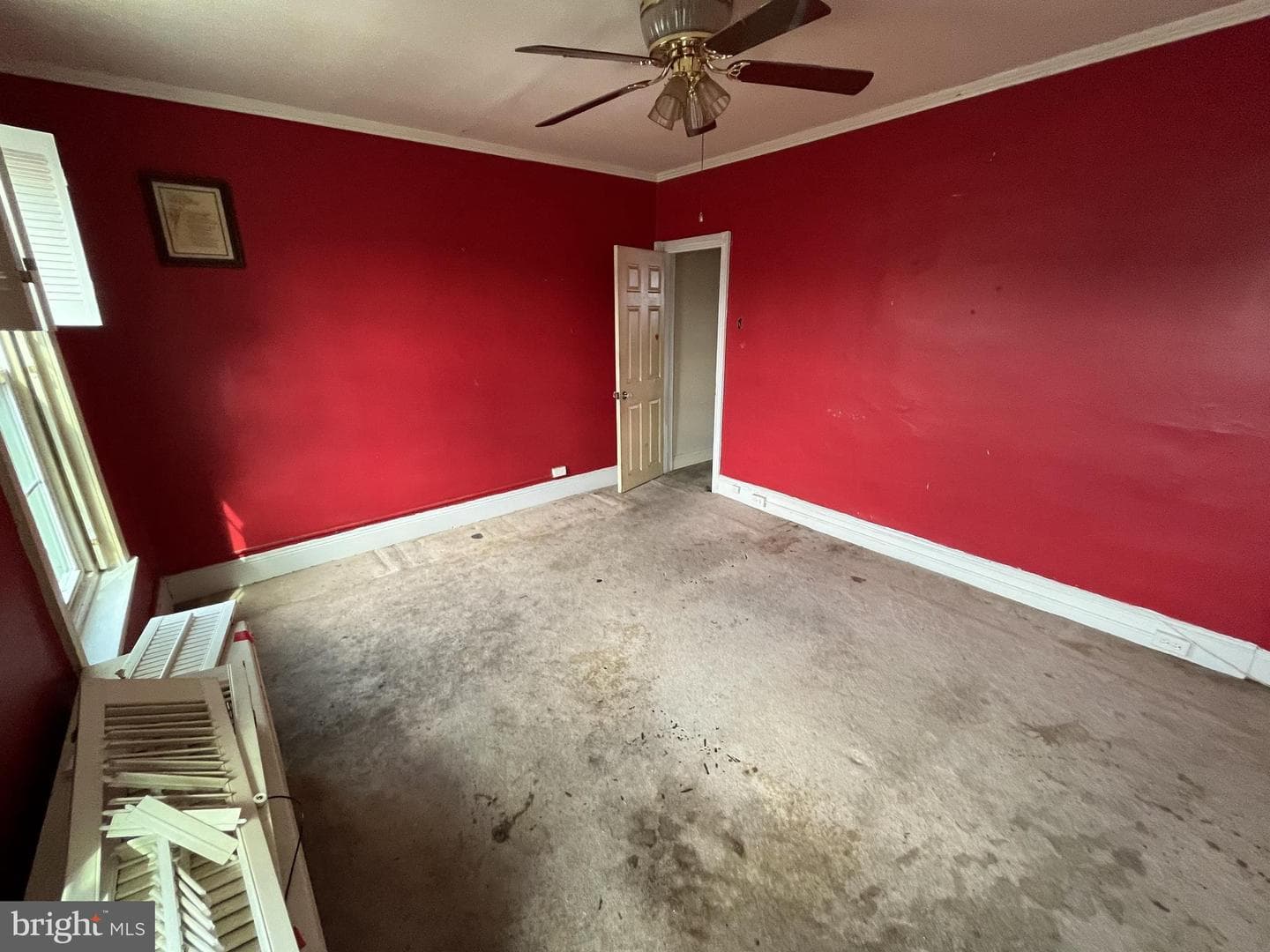 2641 E Monmouth Street photo 7