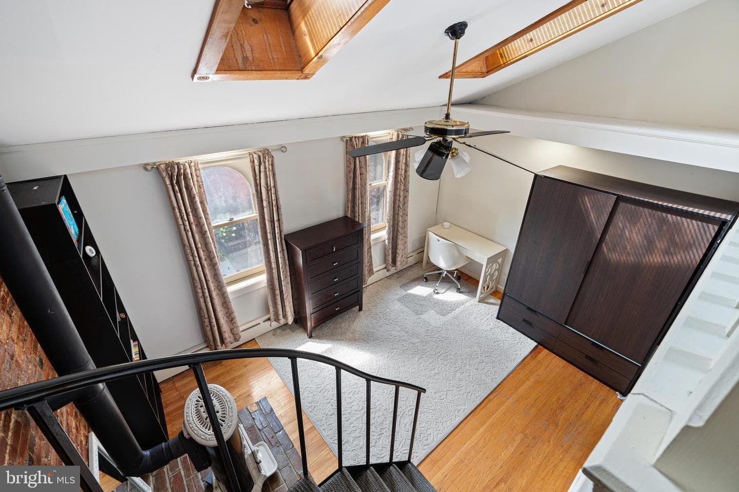 1243 South Alder Street photo 20