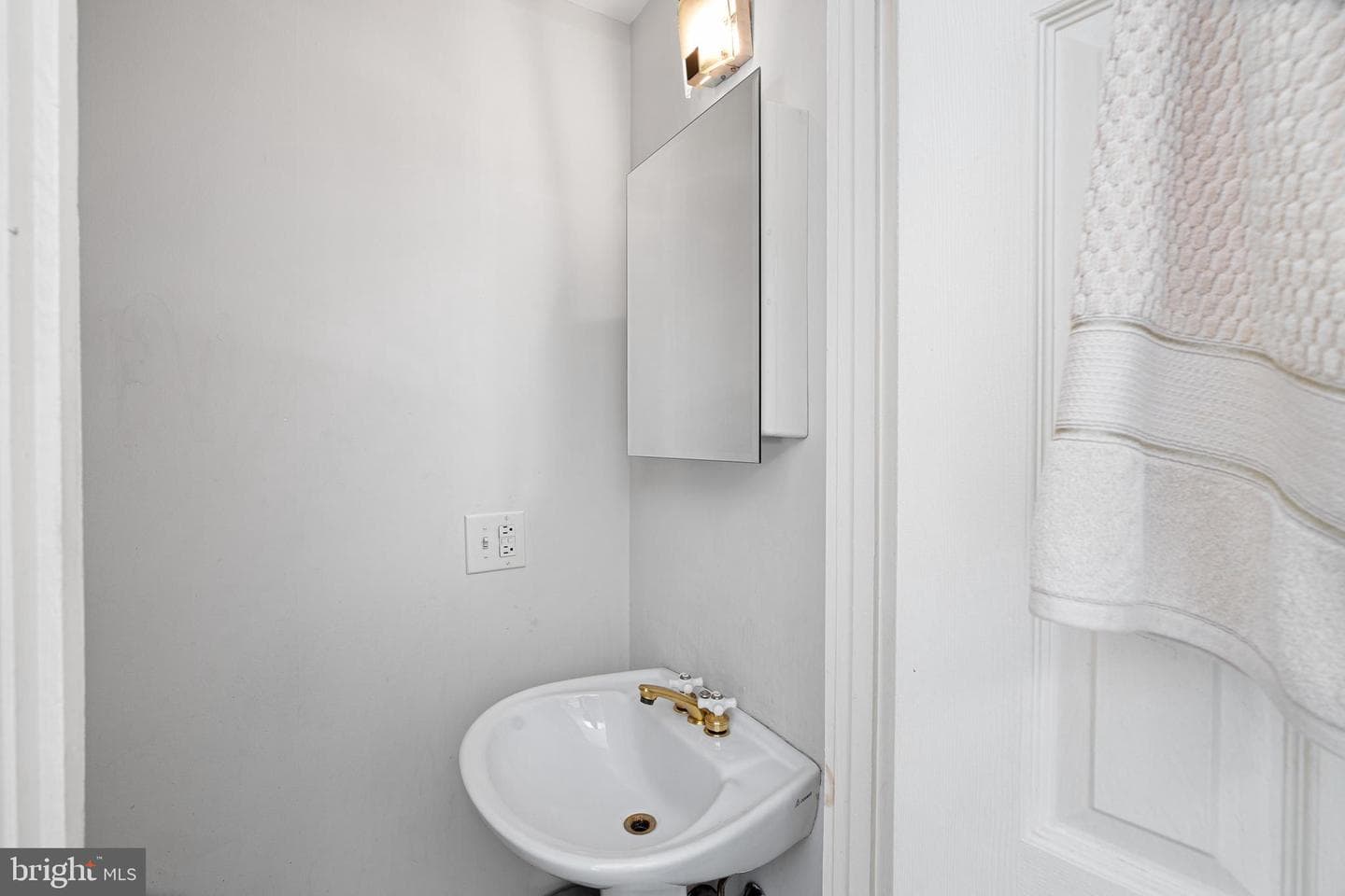 1243 South Alder Street photo 24