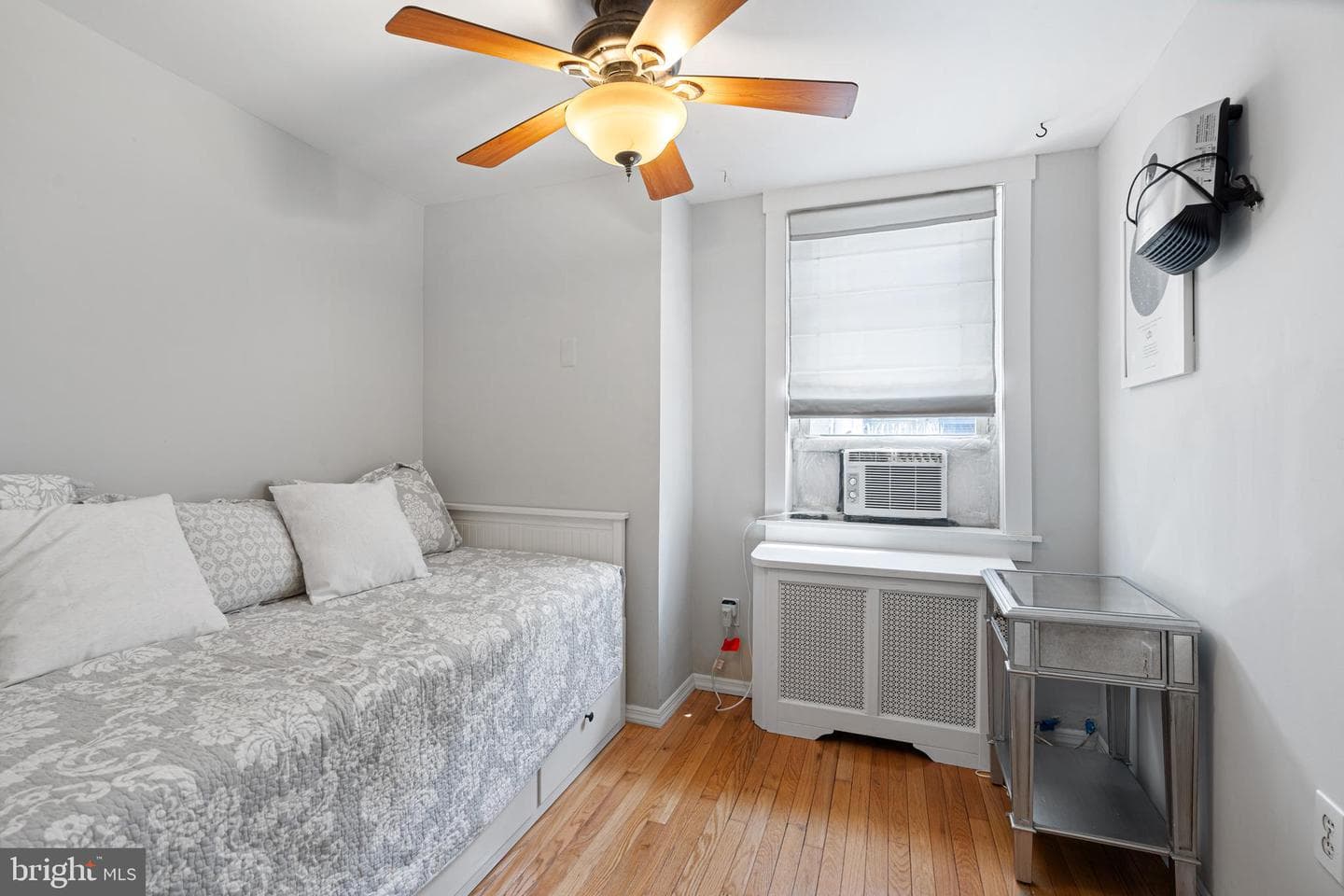 1243 South Alder Street photo 26