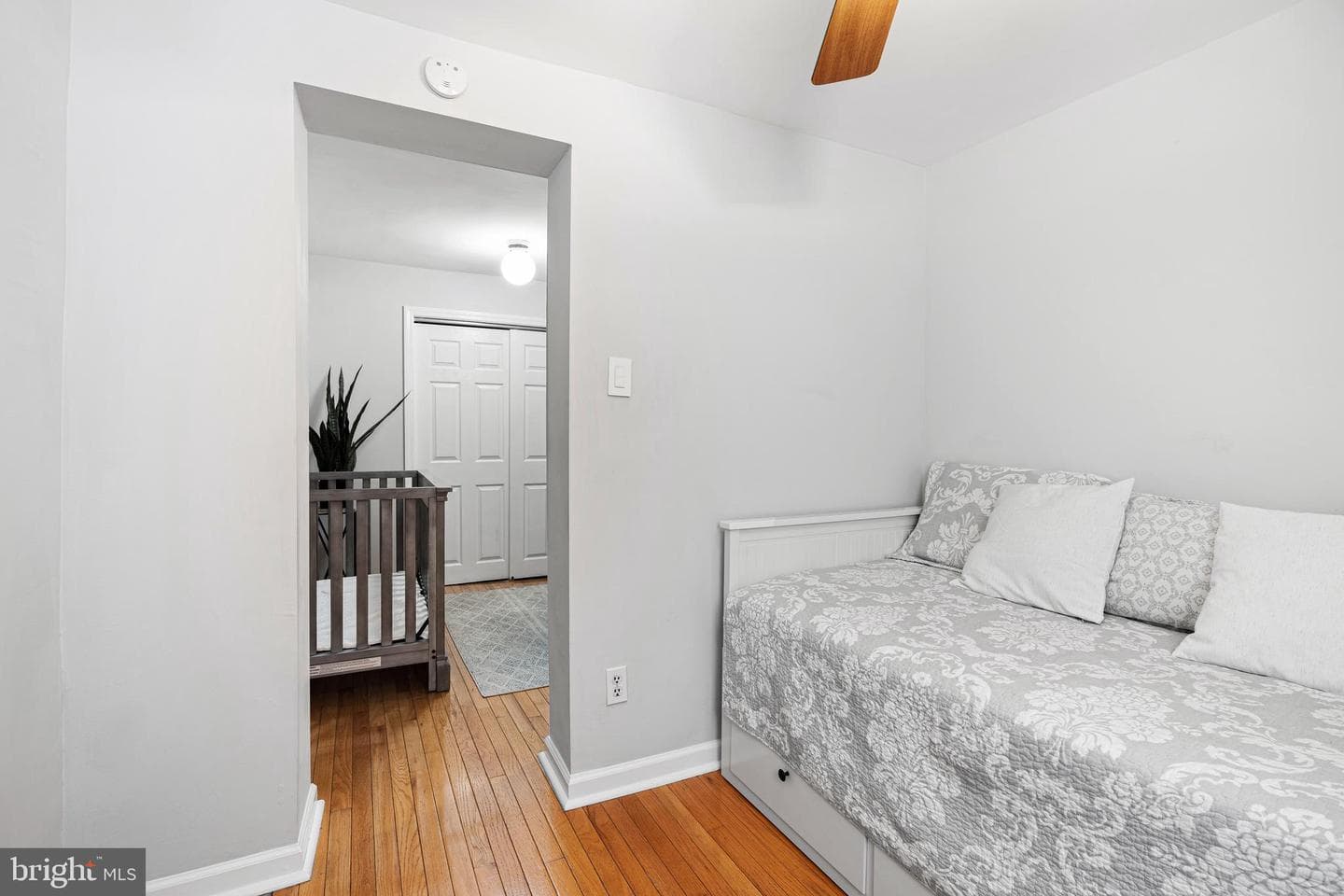 1243 South Alder Street photo 27