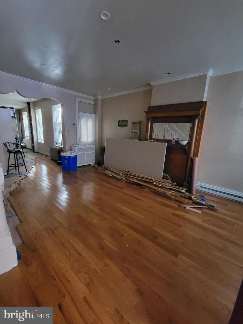 2246 N Carlisle Street photo 4