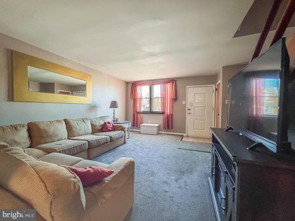 3420 Arthur Street photo 5