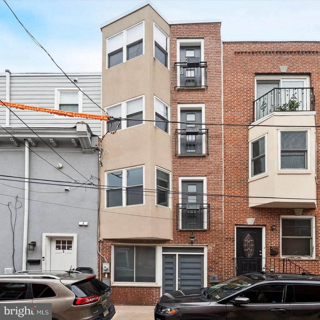 774 S Hicks Street photo 34