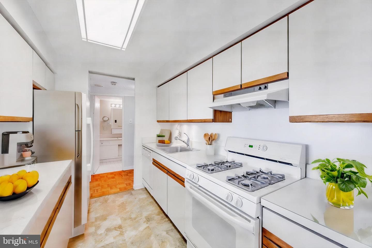 604 S Washington Square #3114 photo 6