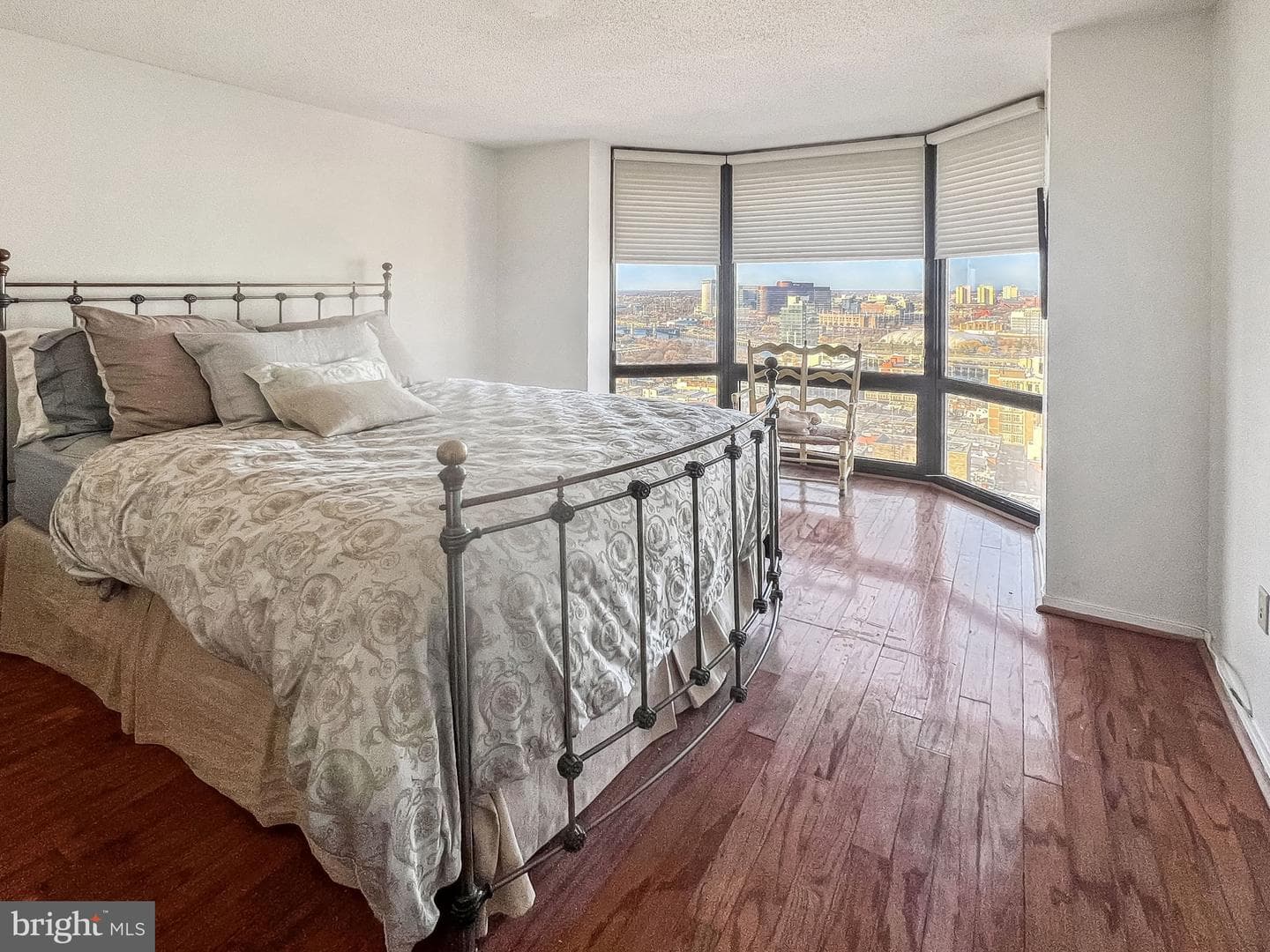 2020 Walnut Street #29k photo 5