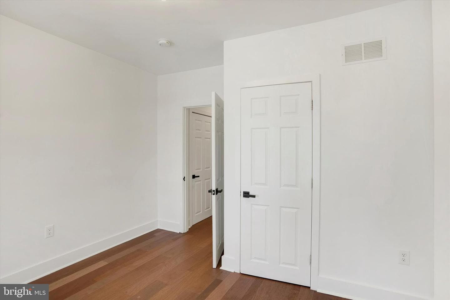 2636 Manton Street photo 24