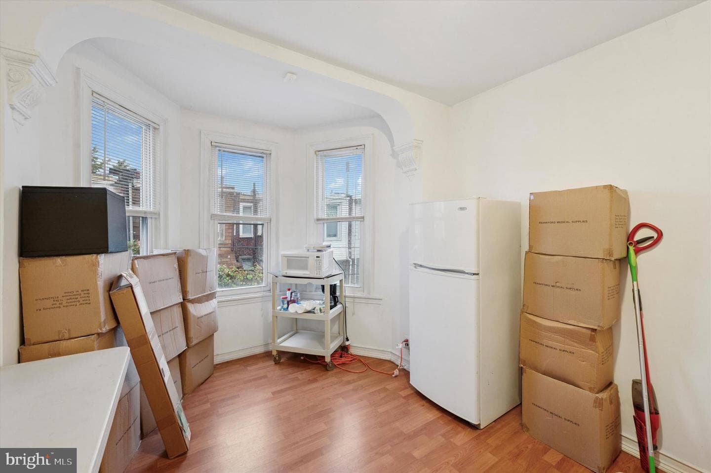145 E Lehigh Avenue photo 15