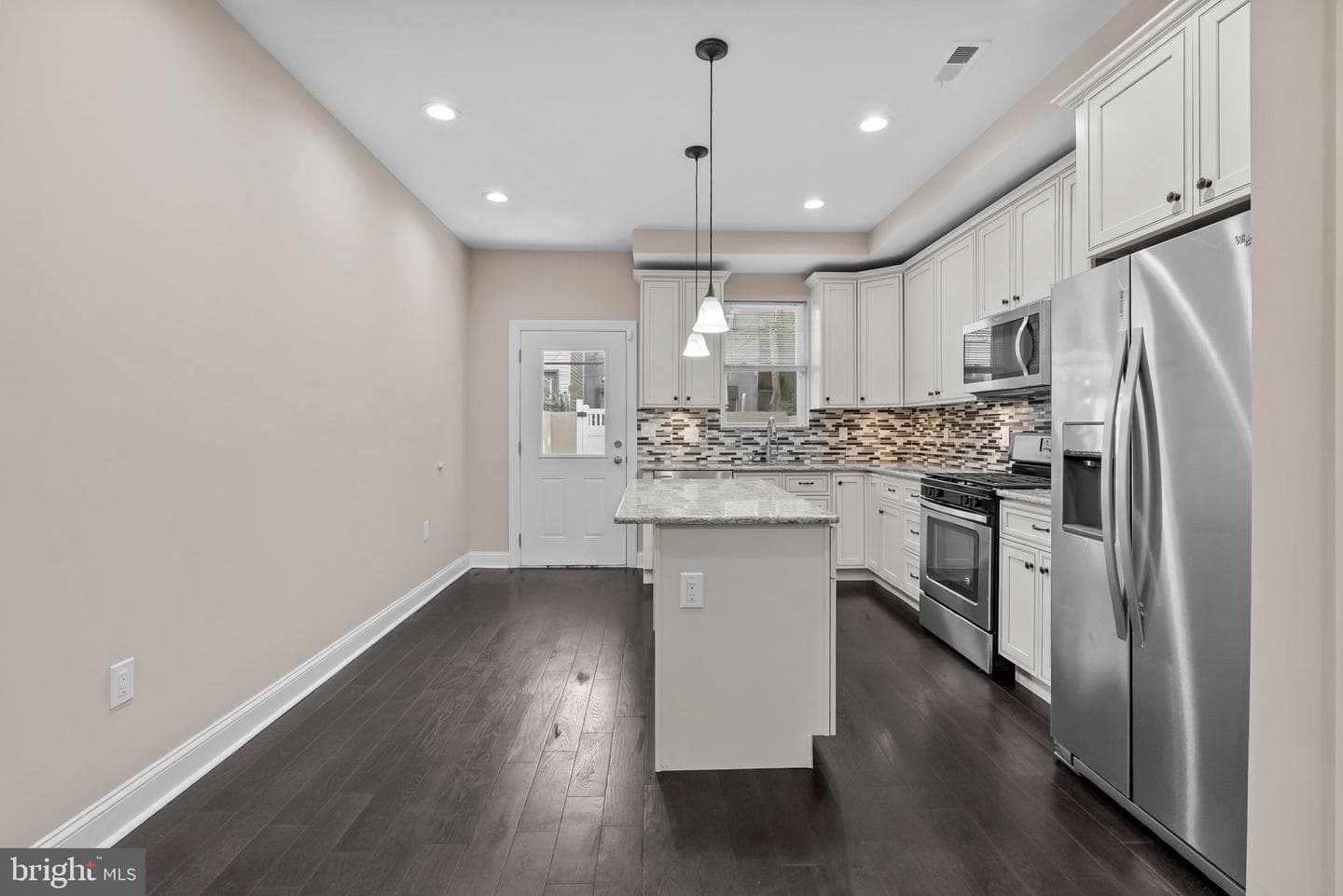 2113 Reed St photo 3