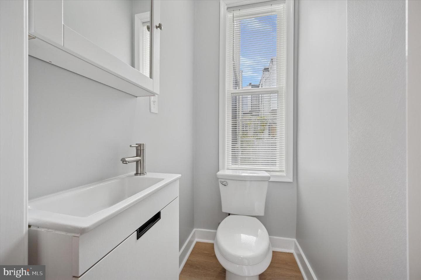 2816 W Albert Street photo 7
